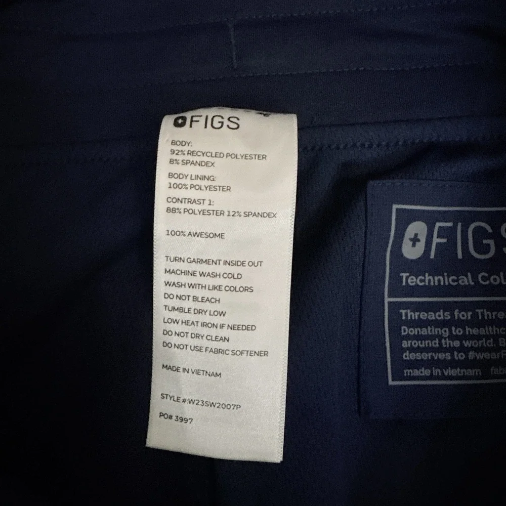 Figs Technical Collection FREEx Lined Cargo Pants Women‎ M Petite Navy PO 3997